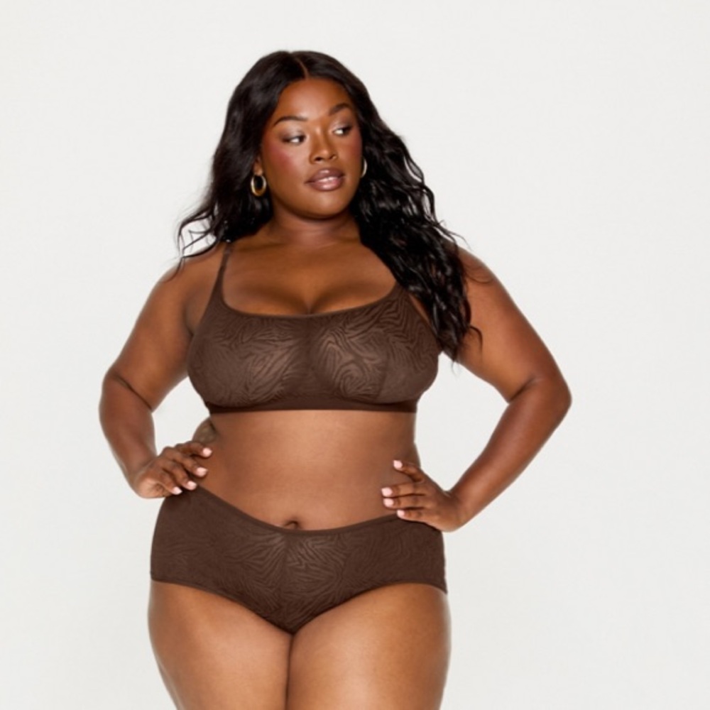 NWT Yitty Hot Mesh Scoop Bralette CACAO XL R51
